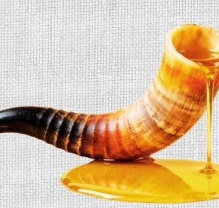 Le Miel : Le Premier Breuvage Sacré des Divinités Ancestrales